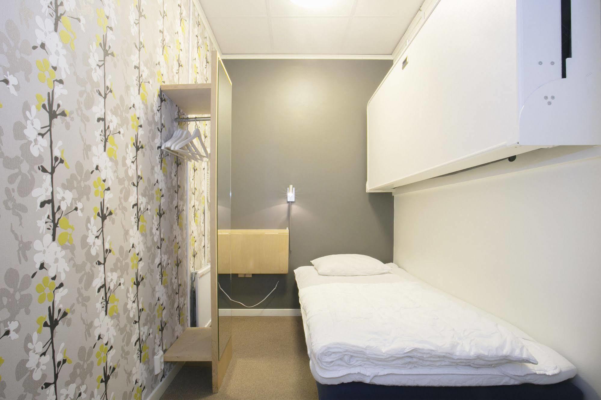 Hotell Slottsskogen 2*