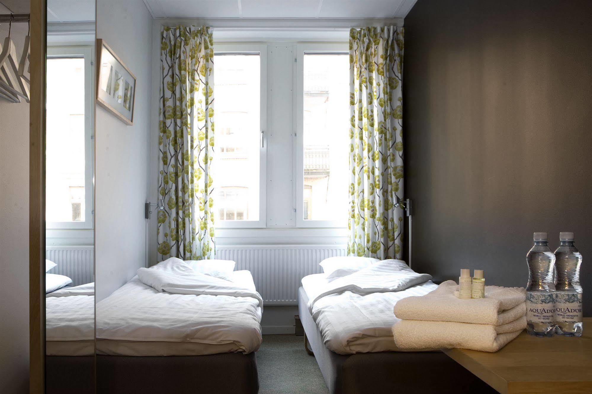 Slottsskogen Hotell 2*